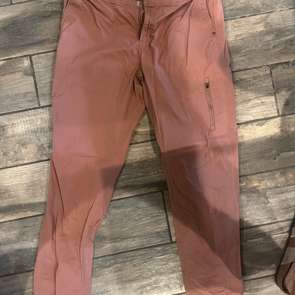 Women's Vuori Casual pink pants - Picture 3 of 5